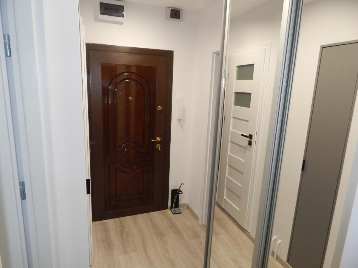 Pisztacia 2020 Apartman Kazincbarcika Buitenkant foto
